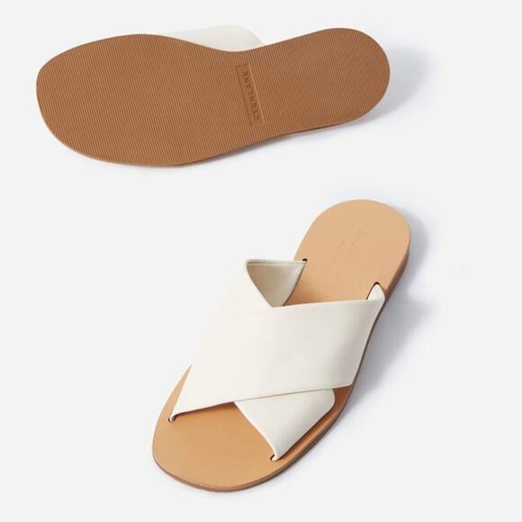 Everlane Day Crossover Sandals Size 5.5 Leather Cream Flat Slip On New w/o Box - Picture 3 of 7